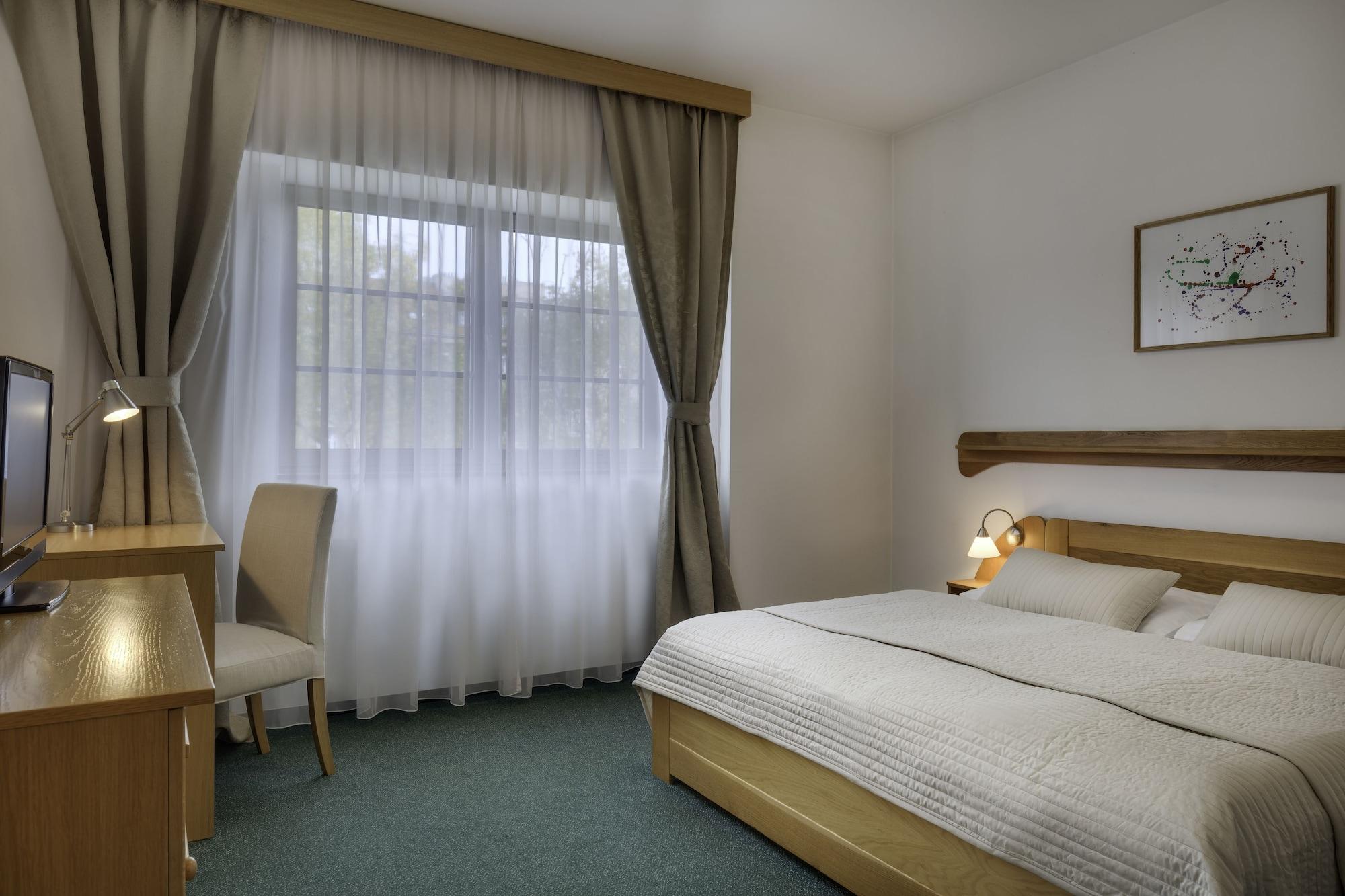 Hotel Oya Prague Exterior photo