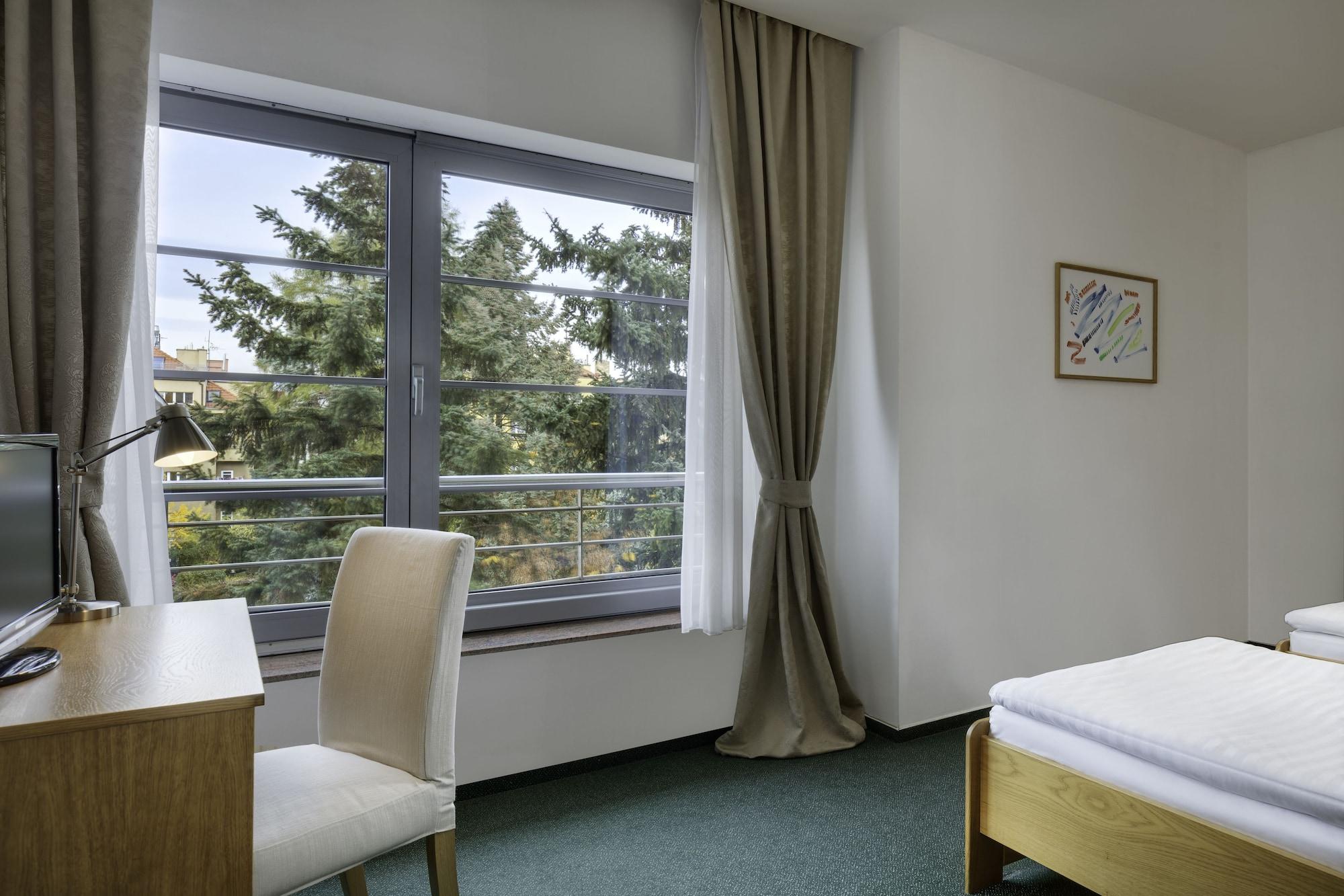 Hotel Oya Prague Exterior photo